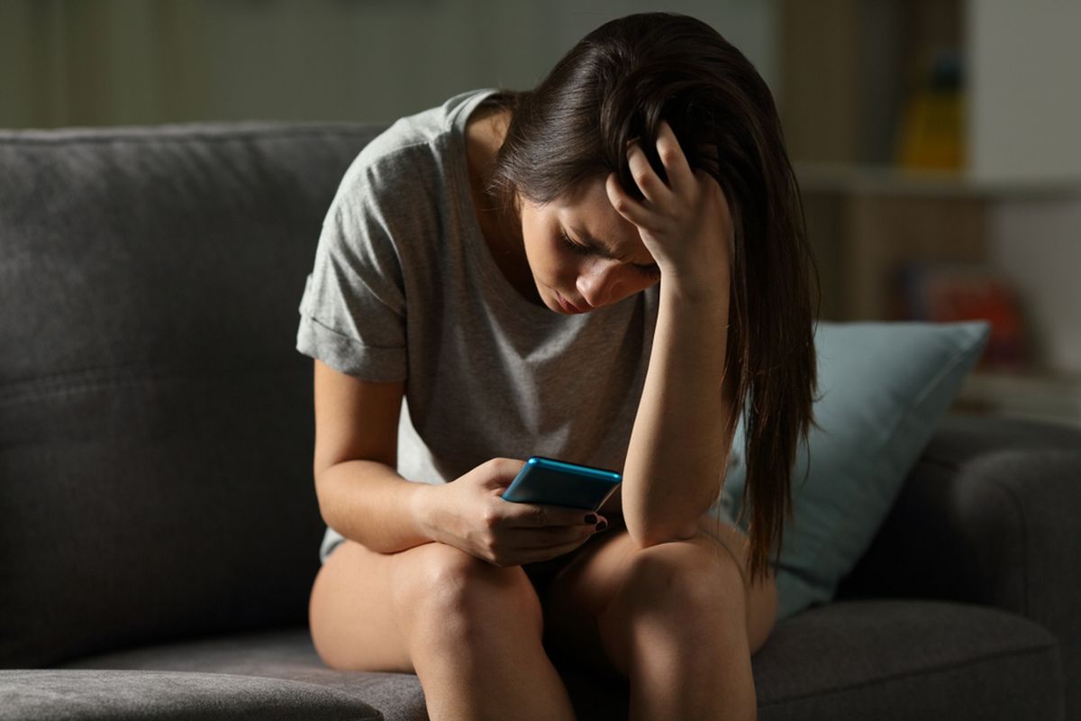 THEGETSMARTBLOG.COM – Sosial Media : Antara Racun yang Menyesakkan dan Candu yang Menyenangkan